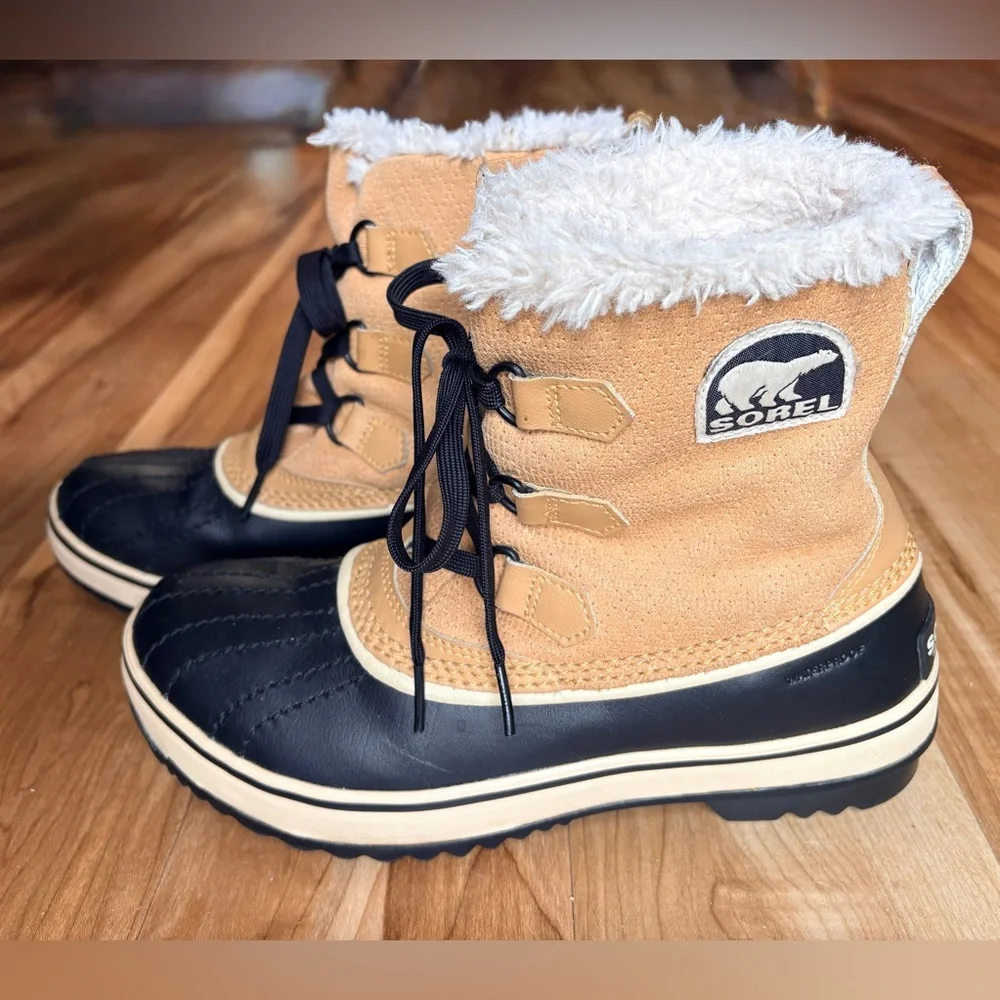 Sorel Tivoli Tan and Black Winter Boots size 8 - Picture 1 of 8
